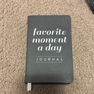 Eccolo Gray Journal - Favorite Moment a Day